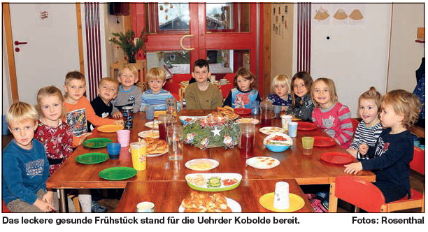 Gemeinsames Frühstück und Geschenke