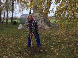 Pflanzaktion TSV Sportplatz 2016