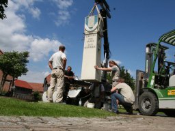 Aufstellung Stele 2013