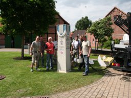 Aufstellung Stele 2013