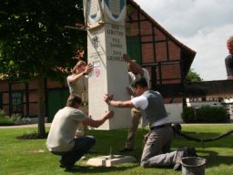 Aufstellung Stele 2013