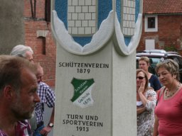 Aufstellung Stele 2013