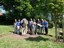 Ehrendenkmal Juni 2011